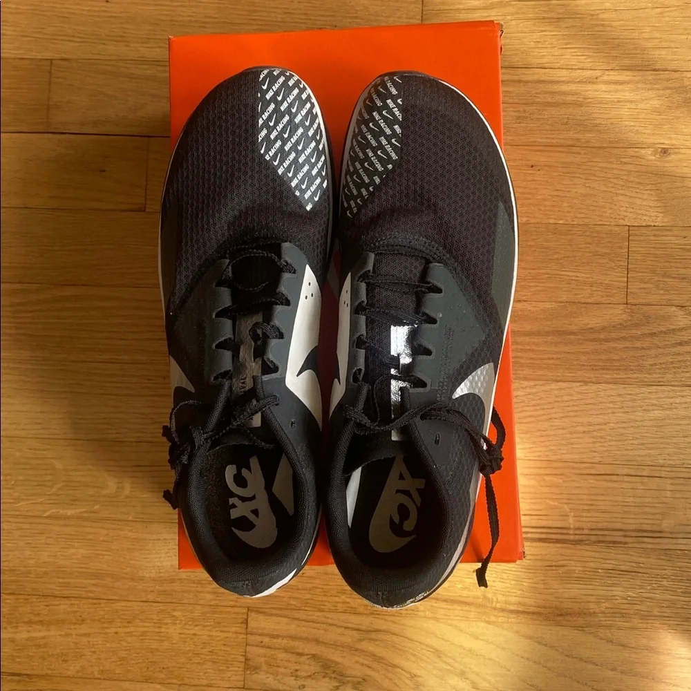 Men’s Zoom Rival XC 6 in Black and Metallic Silver 🏃 - Picture 1 of 5